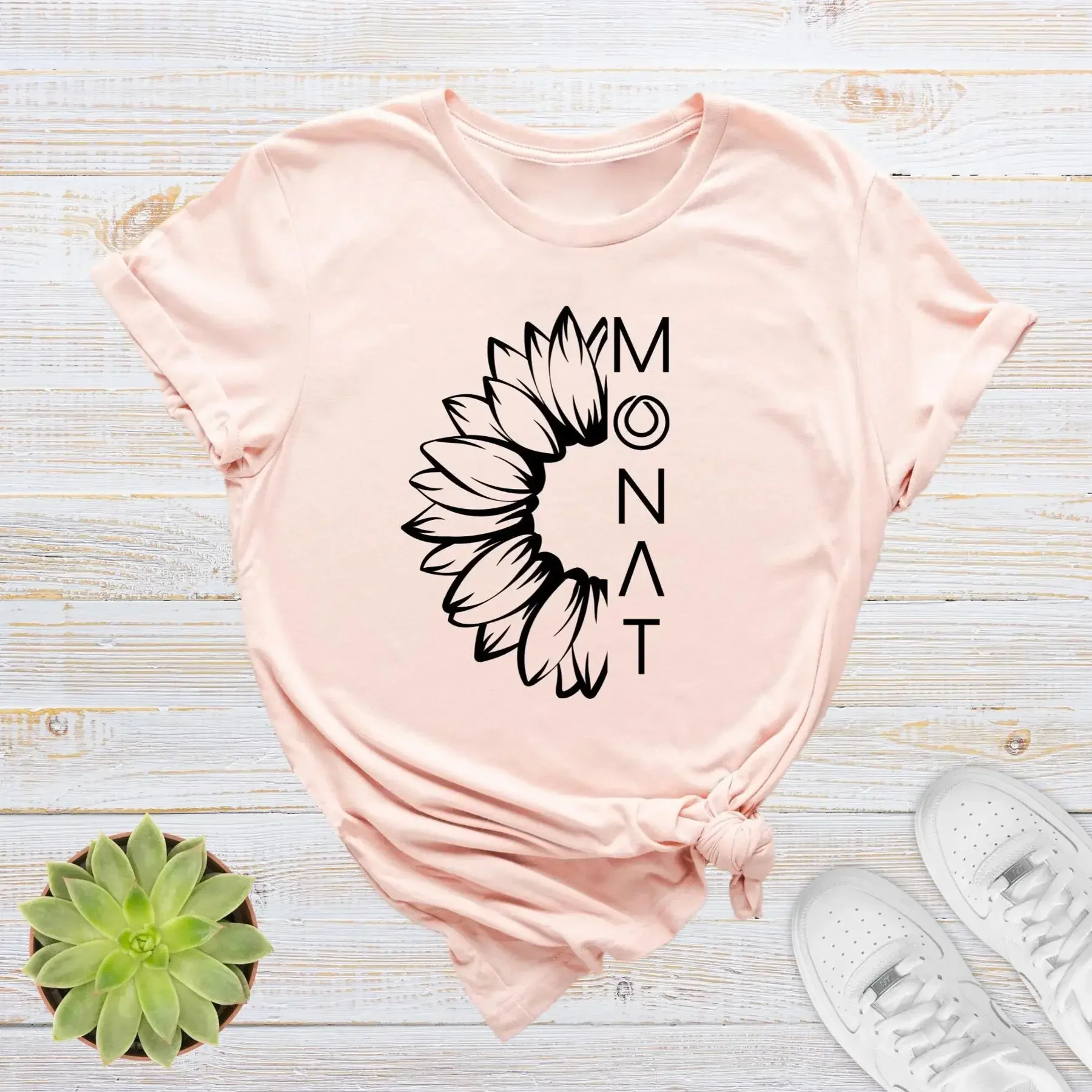 Hair Care Logo - Футболка MonaT: Шампунь для волос Sunflower,